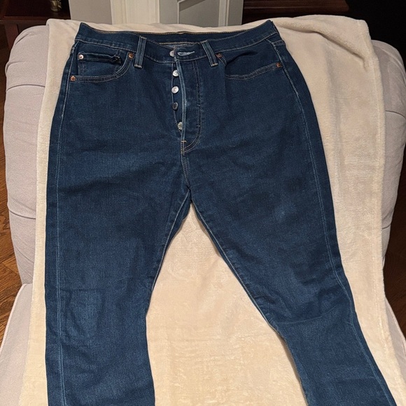Levi's Denim - Levi's Women's Straight Leg Jeans - Dark Blue 501 in 29x30